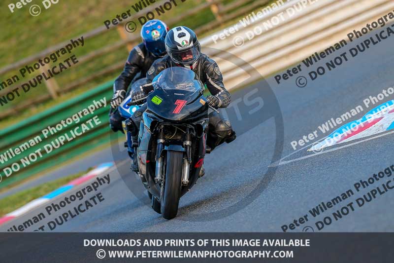 PJM Wedding Photography;enduro digital images;event digital images;eventdigitalimages;mallory park;mallory park photographs;mallory park trackday;mallory park trackday photographs;no limits trackdays;peter wileman photography;racing digital images;trackday digital images;trackday photos